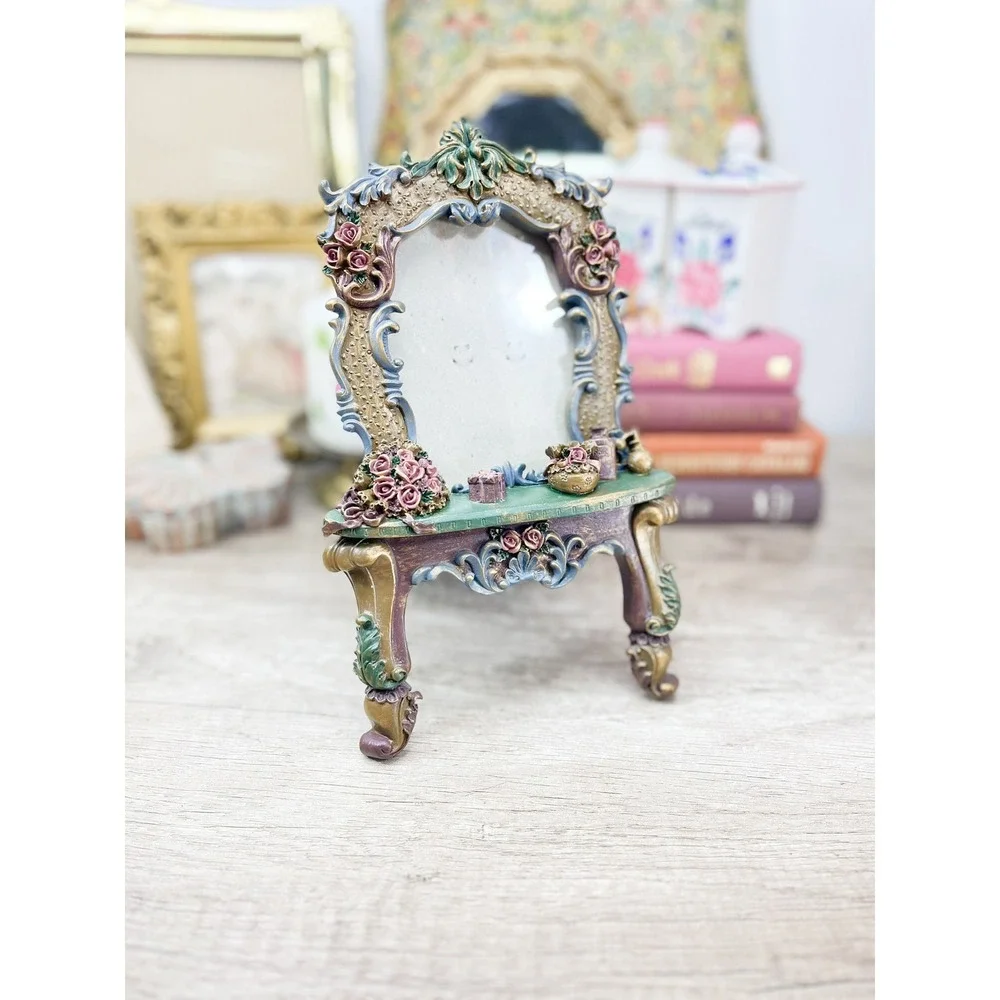 Vintage White Ceramic Floral Picture Frame - 3.5x4.5 Photo Display